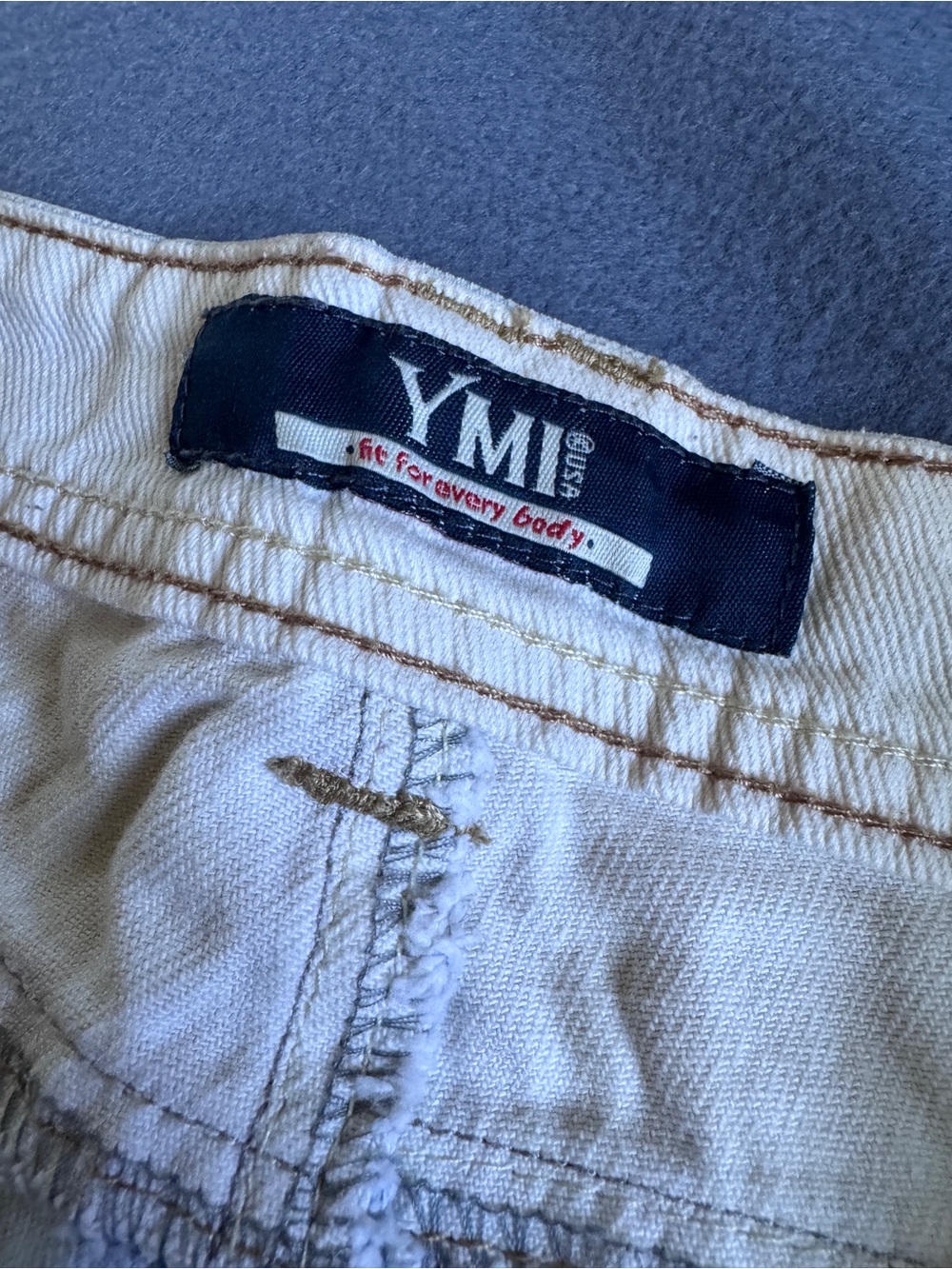 Distressed Denim Shorts with Flag Pocket & Star Details - Picture 4 of 7
